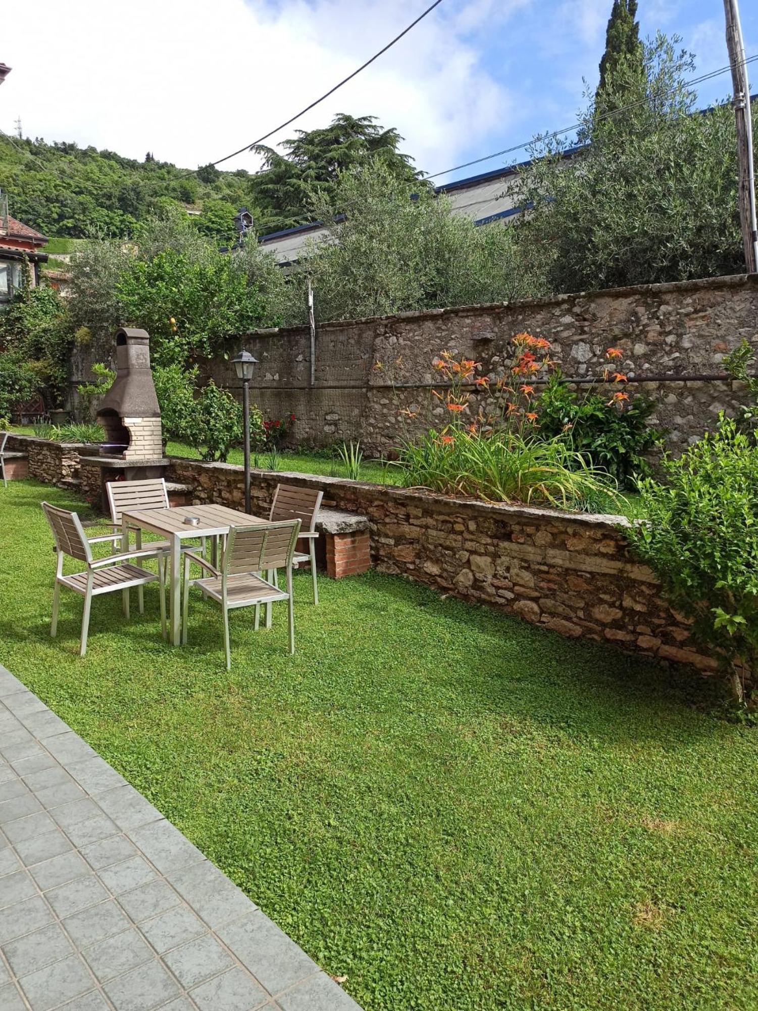 Villa Omas Haus à Toscolano Maderno Extérieur photo