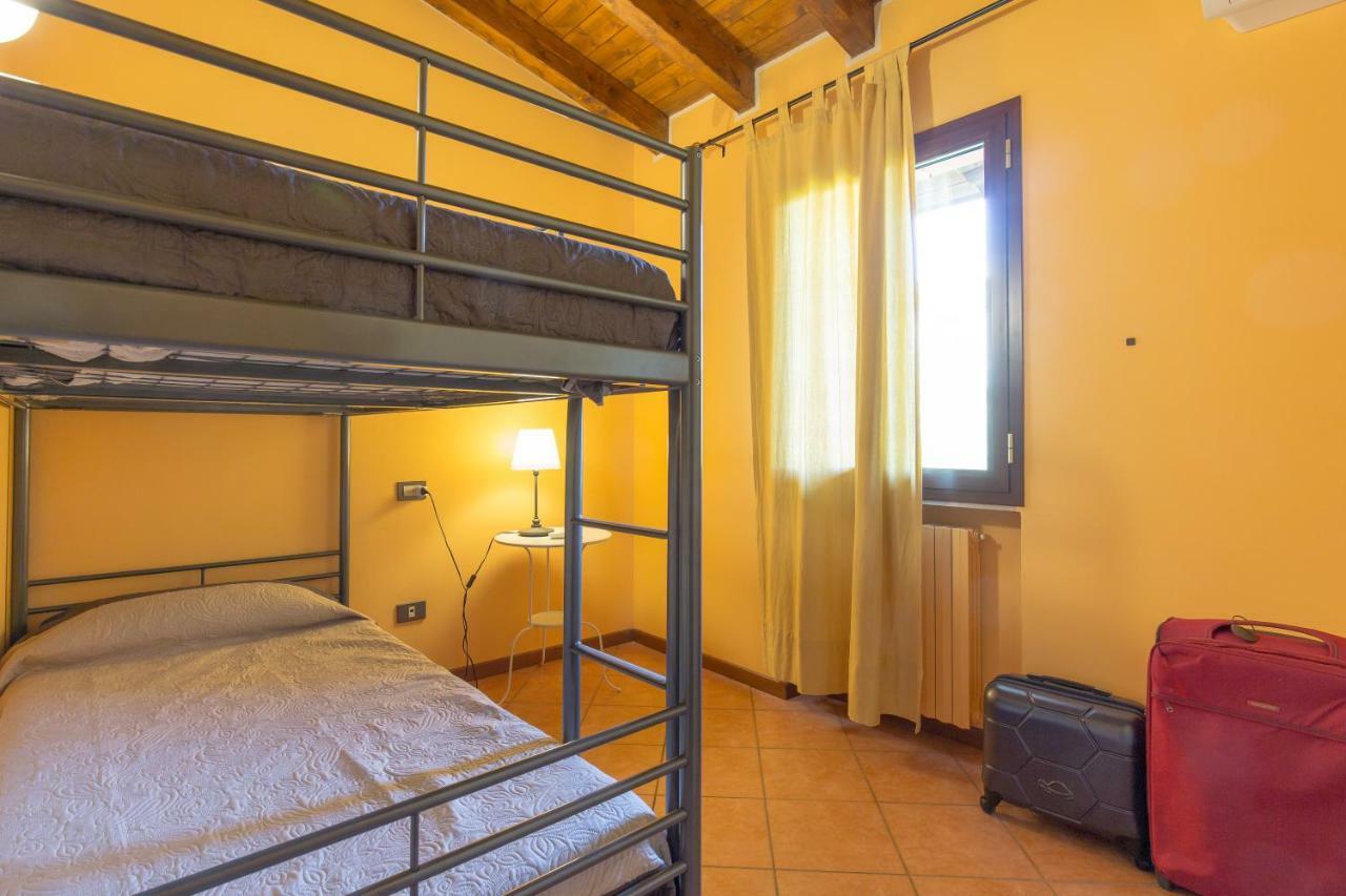Villa Omas Haus à Toscolano Maderno Extérieur photo