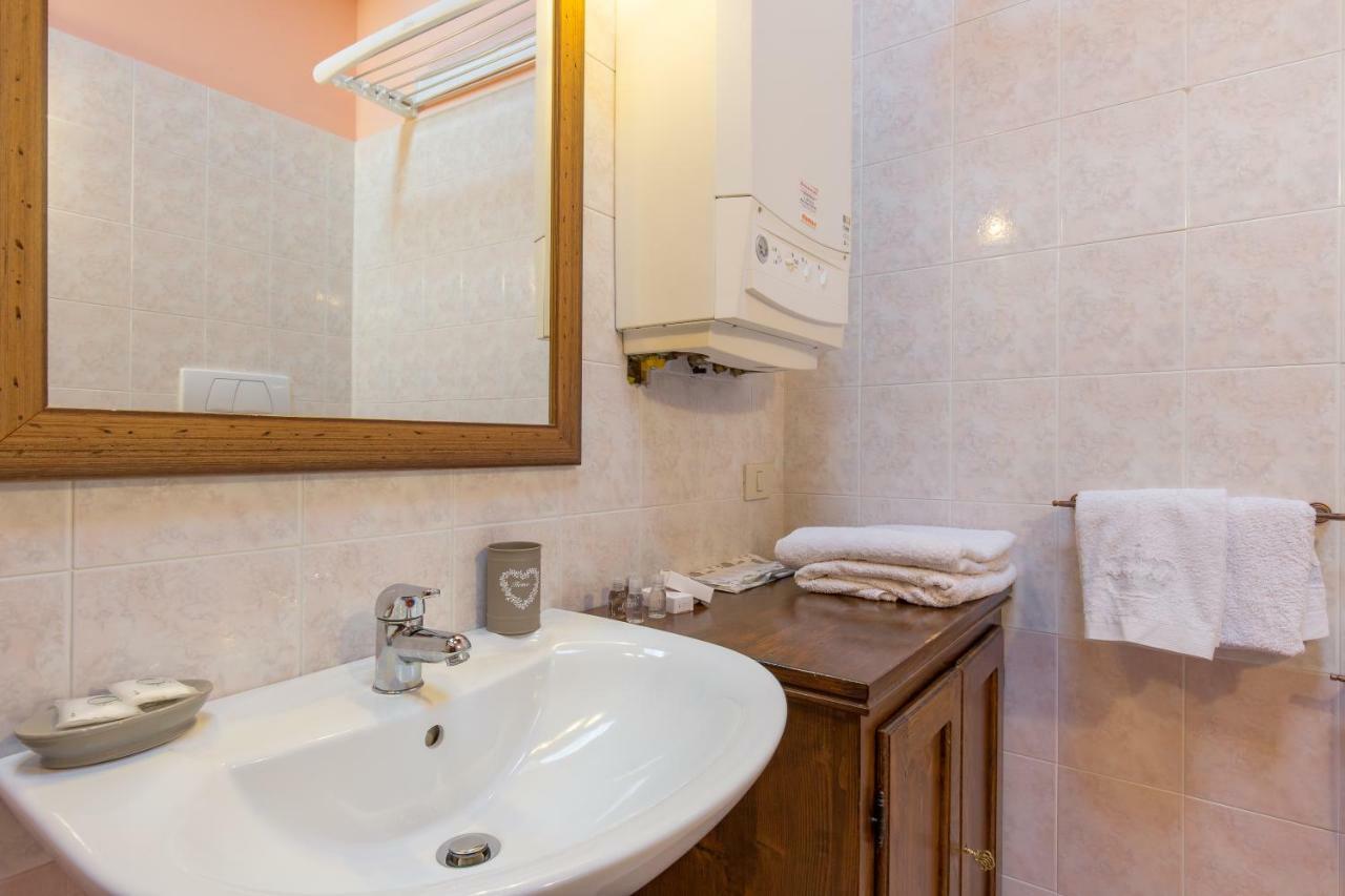 Villa Omas Haus à Toscolano Maderno Extérieur photo